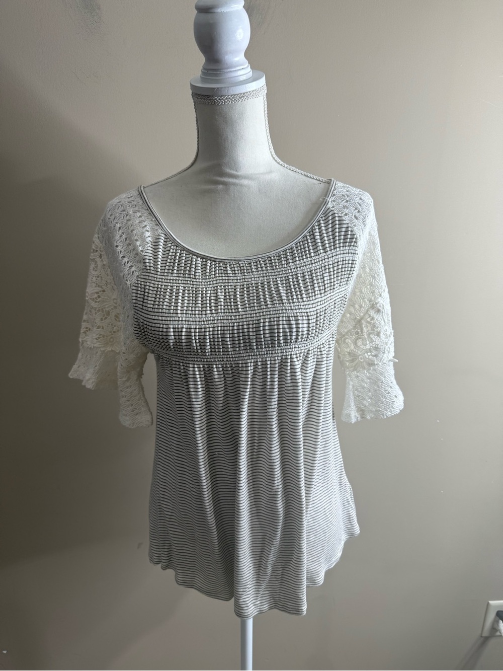 Maurice’s Lace-Sleeve Striped Scoop Neck Women's Top medium